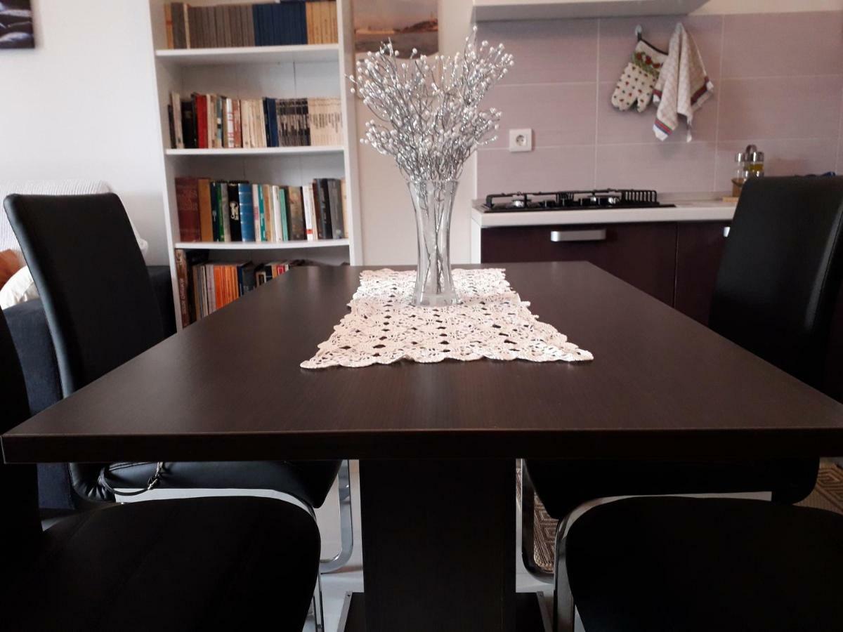 Appgiulia Apartment พูลา ภายนอก รูปภาพ